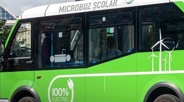 consiliul judetean constanta achizitioneaza inca cinci microbuze electrice pentru elevi iata in ce localitati vor ajunge 676f4ca6f0279