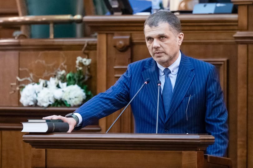 cosa pnl si a preluat mandatul de senator voi continua sa fac ce am facut mereu sa pun pe primul loc interesele constantenilor 6766cd1465bc6