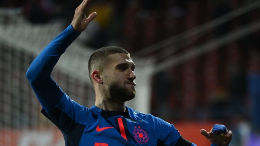 Echipa etapei #19 cu doi jucători de la FCSB și unul de la Dinamo 1 cum arata echipa etapei 19 cu doi jucatori de la fcsb si unul singur de la dinamo 6758275891389