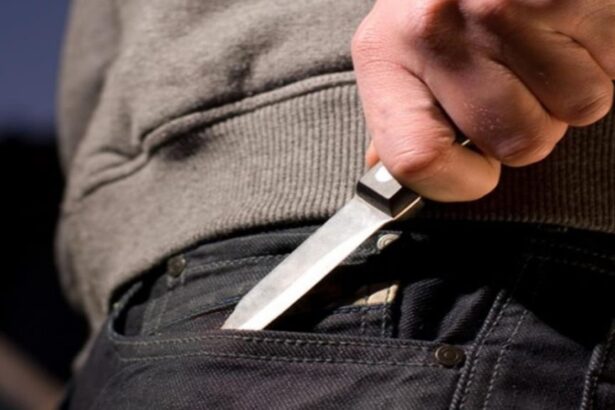 cum si a cautat un barbat sotia care l parasise pentru altul cu poza in mana si cu conturi de facebook false apoi a vrut s o omoare si a incercat sa insceneze injunghierea unui alt barbat 6764bf859f4a4