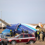 cutiile negre ale avionului din azerbaidjan prabusit recuperate in timp ce intrebarile privind implicarea ruseasca se aduna ce se stie pana acum 676e8ef35b27a