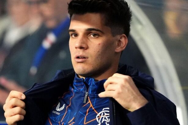 dat pe spate de ianis hagi cuvinte de lauda la adresa internationalului roman dupa ultimul meci al lui rangers 674d7f26ecd4c