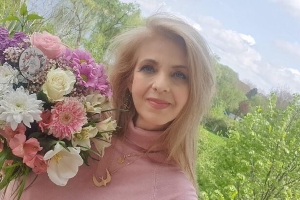 detalii mai putin stiute din viata biancai brad isi doreste sa revina in televiziune asta a fost jobul meu timp de 6 ani 676400871278e