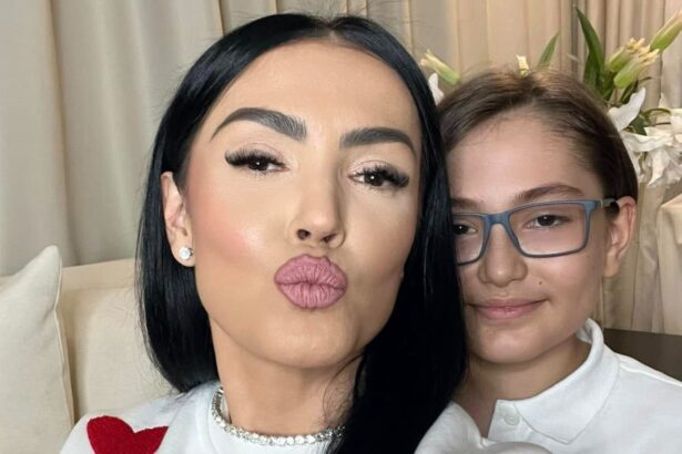 dezvaluirea facuta de andreea mantea despre fiul david este enorm de schimbat prin ce trece baiatul prezentatoarei la 9 ani 67697bb83ddf2
