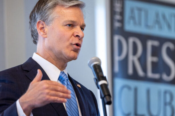 directorul fbi christopher wray anunta ca va demisiona 6759fb570e0fd