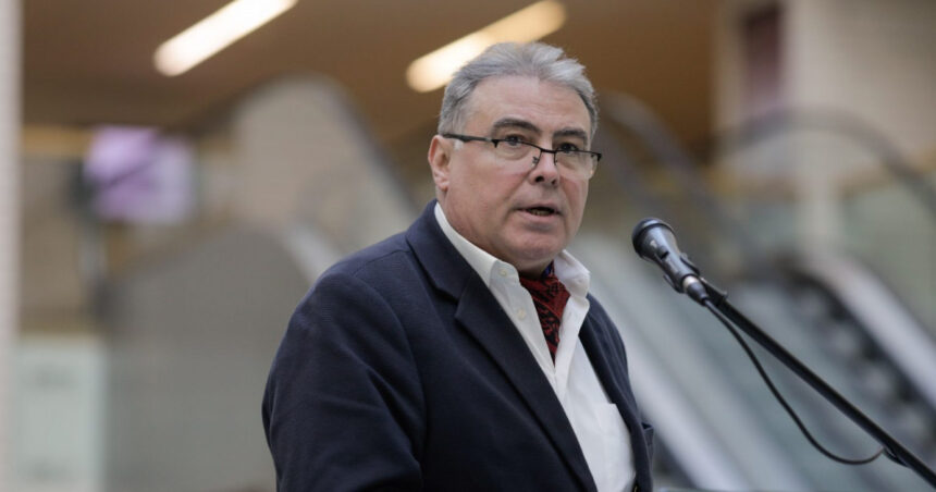Adrian Cioroianu, despre numirea lui Marcel Ciolacu în funcția de premier: Poate fi un act de curaj sau un pariu politic foarte dur. 1 exclusiv adrian cioroianu despre numirea lui marcel ciolacu in functia de premier poate fi un act de curaj sau un pariu politic foarte dur 6769561e57afb