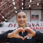 Fata selecționerului de la naționala masculină este voleibalistă la Dinamo. 2 exclusiv fata selectionerului de la nationala masculina este voleibalista la dinamo 6752acae1383d