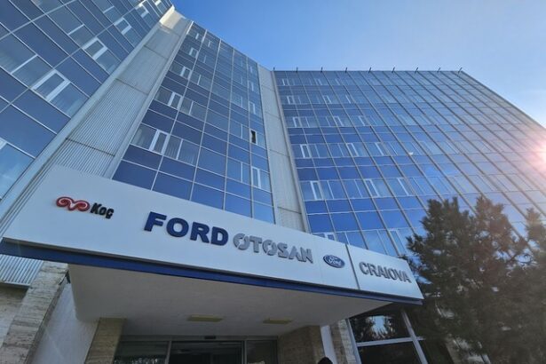 exclusiv ultima ora ford otosan nou record de productie la craiova cu o luna inainte de finalul anului grafic 6773ff155a8ad