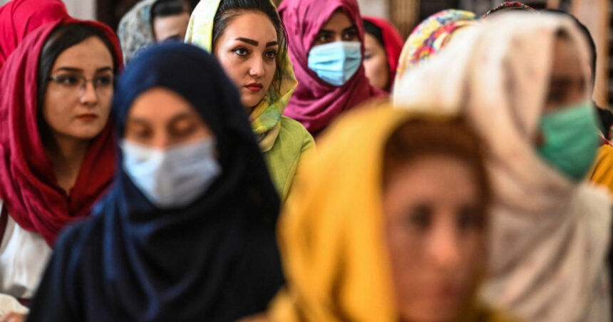 femeile din afganistan vor fi excluse si din scolile de asistente medicale 674f3345a51da