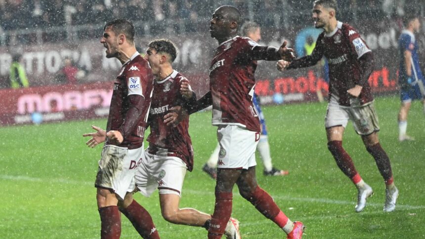 fotbalistul imprumutat de rapid la sepsi isi pune giulestiul in cap sunt cu sufletul aici 6753636ccc05e