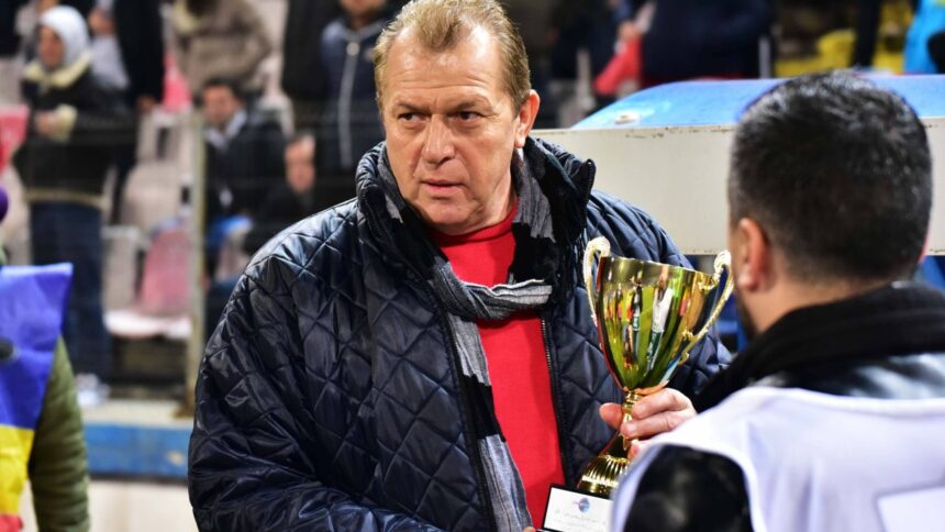 Helmut Duckadam, în cursa pentru Balonul de Aur 1986: la egalitate cu Marco van Basten, depășindu-i pe Michel Platini și Ruud Gullit! 1 foto helmut duckadam in cursa pentru balonul de aur 1986 la egalitate cu marco van basten peste michel platini sau ruud gullit 674db7946d965