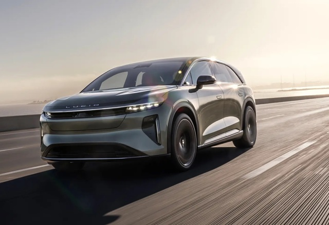 Lucid Gravity: începutul producției pentru un SUV electric cu un preț incredibil și o autonomie de 700 km 1 foto lucid gravity startul productiei pentru un suv electric cu un pret incredibil pentru o autonomie de 700 km 6757ce3def663