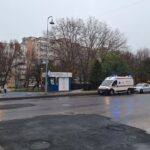 Om al străzii găsit decedat în fața unui magazin din Parcul Tomis 2, Constanța 2 foto om al strazii gasit decedat in fata unui magazin din parcul tomis 2 din constanta 6750325db807b
