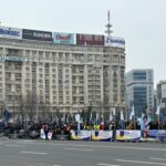 foto protest in piata victoriei al sindicatelor din penitenciare fata de ordonanta trenulet 67729faaa4c31