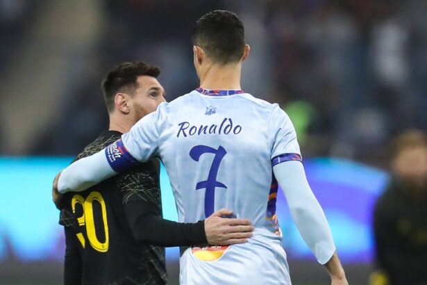 foto replica usturatoare primita de cristiano ronaldo direct din partea ligue 1 dupa ce portughezul a facut praf campionatul frantei 67710290e07ee