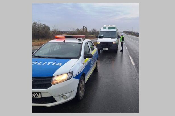 foto sofer de camion prins pe picior gresit de politia constanta a ramas fara masina 675423816103e