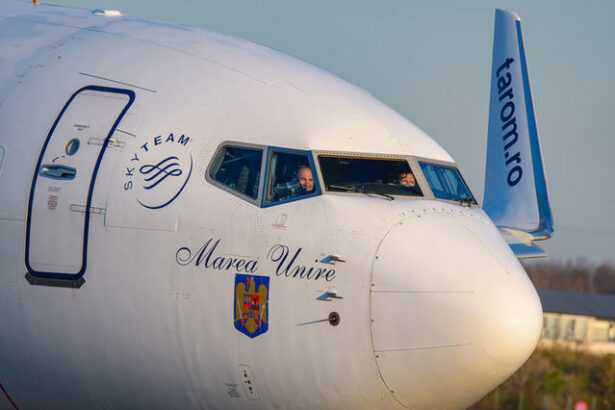foto tarom lanseaza o noua oferta speciala de mos nicolae 6753223d73d02