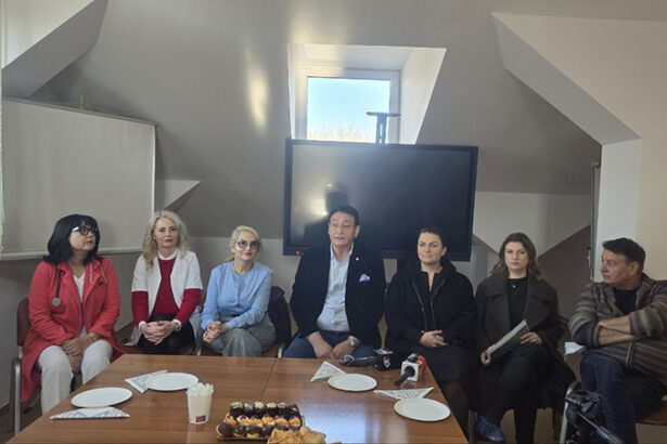 foto video se inaugureaza noua sectie de oncologie a spitalului de pneumoftiziologie constanta 676926dd6c8ed