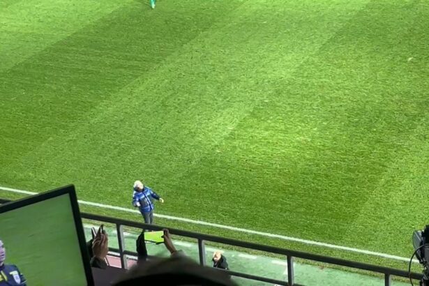 galerie foto marius sumudica a recidivat derapajul antrenorului lui rapid din timpul meciului cu gloria buzau 676087f0e5f78