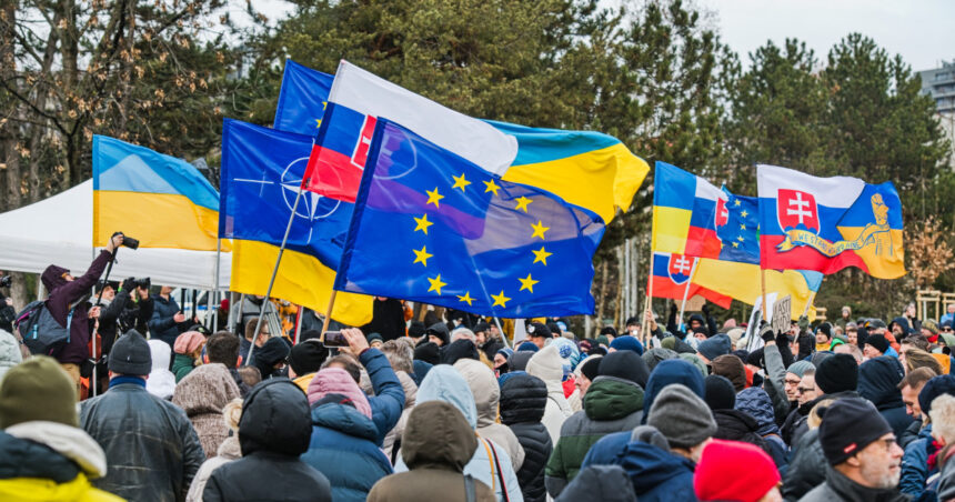 galerie foto proteste in slovacia dupa ce premierul fico l a vizitat pe vladimir putin miroase a tradare 6769cdbae7d61