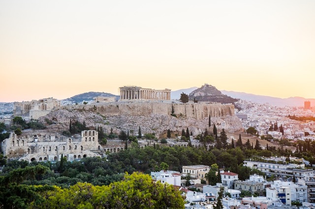 Grecia crește impozitele pentru închirierile pe termen scurt și va aplica taxe turiștilor de pe navele de croazieră 1 grecia majoreaza taxele pentru inchirierile pe termen scurt si ii va taxa pe turistii de pe navele de croaziera 675094ec35696