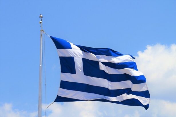 grecia vrea sa taie comisioanele bancare pentru clientii de retail 675a7e9c6720a