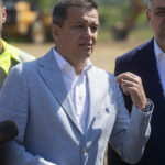 grindeanu despre revenirea psd la negocieri intrebati l pe cel care a anuntat ca se retrage tot el o sa va dea declaratii 67656fe6003ba