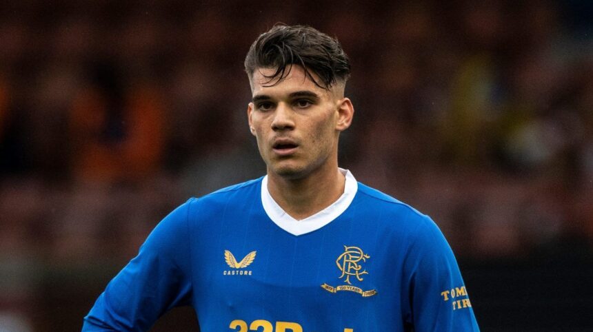 Ianis Hagi, caz de Dosarele X: presa scoțiană a explicat de ce n-a jucat duminică pentru Rangers, oferind o variantă explozivă 1 ianis hagi caz de dosarele x presa scotiana a scris de ce n a jucat de fapt duminica pentru rangers oferind o varianta exploziva 6772bdd3205e3