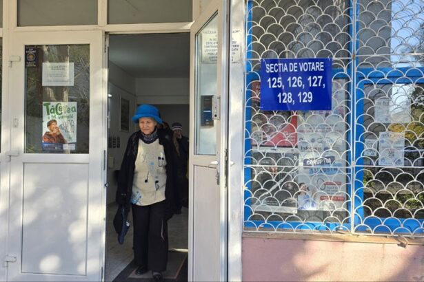 incident electoral la sectia de votare amenajata la scoala nr 36 constanta o persoana si a fotografiat votul 674c0cad6c967