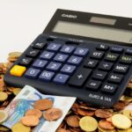 infografic romanii si italienii au nevoie de 5 6 salarii anuale in medie pentru a achizitiona o locuinta arata datele bnr tara din europa cu cel mai mic grad de accesibilitate 675aef1fef602