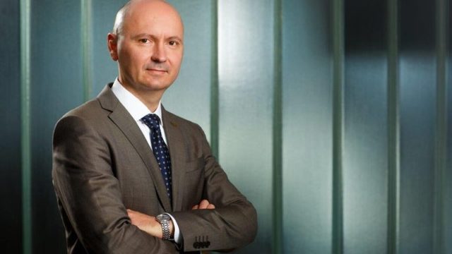 interviu exclusiv gabriel sincu country manager tmf romania ma tem ca dupa petrecerea la care asistam acum dupa ce se termina alegerile va trebui sa impartim intre noi 6762a37882b69