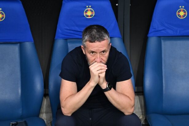 jucatorul de la fcsb care nu mai jucase de 4 ani titular cu manchester united anuntul lui mm stoica 67535cf378247