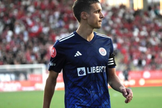 juri cisotti a ales intre fcsb dinamo si rapid 676e5f924ac45