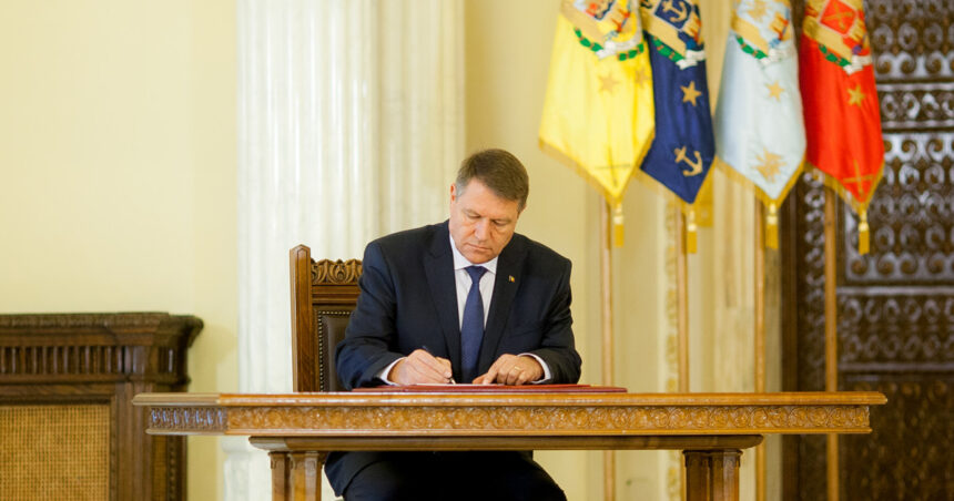 klaus iohannis ataca la ccr legea de aprobare a ordonantei privind amnistia fiscala 676587ef3ae9d