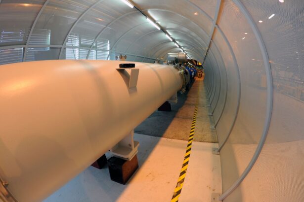 large hadron collider a gasit prima dovada pentru cea mai grea particula de antimaterie 675bfb676f0c7