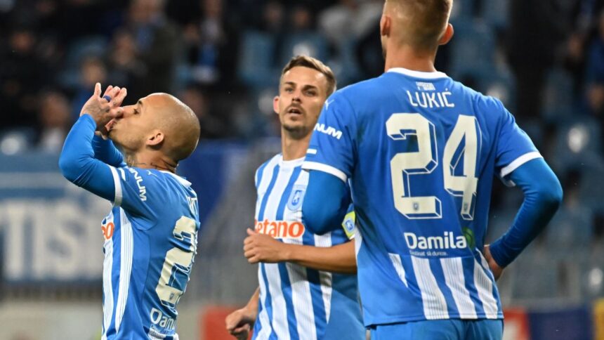 live text gloria buzau universitatea craiova 0 1 acum luis paradela deschide scorul 676703339179b
