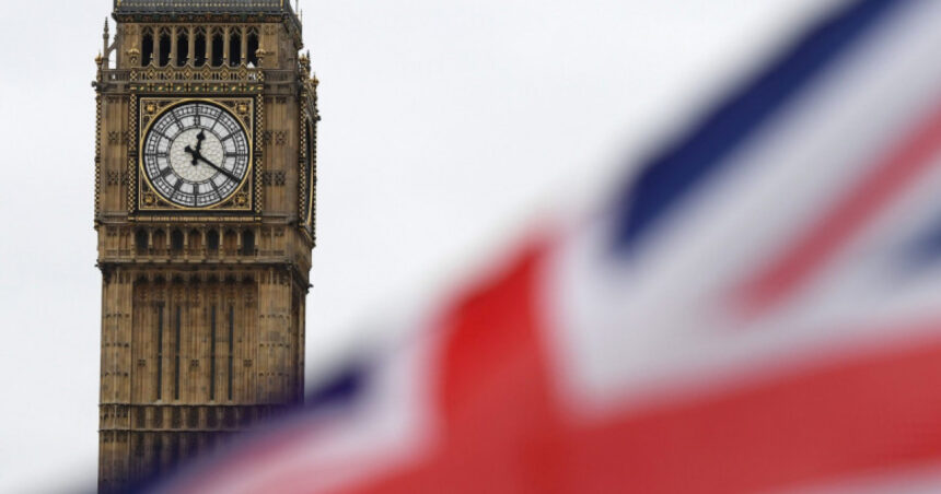 Atenționare de călătorie emisă de MAE pentru românii care se deplasează în Regatul Unit al Marii Britanii și al Irlandei de Nord 1 mae a emis o atentionare de calatorie pentru romanii care merg in regatul unit al marii britanii si al irlandei de nord 67543da4ba8b6