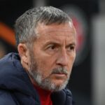 mihai stoica a transat disputa dintre boupendza si fanii rapidului rezolvarea e la el in gheata 675093124123e