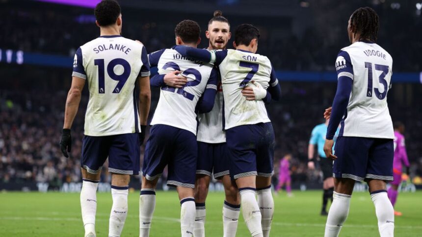 nu am avut de ales daca nu juca el postecoglou dezvaluiri despre dragusin si discurs trist dupa tottenham wolves 2 2 6771b2737cf03