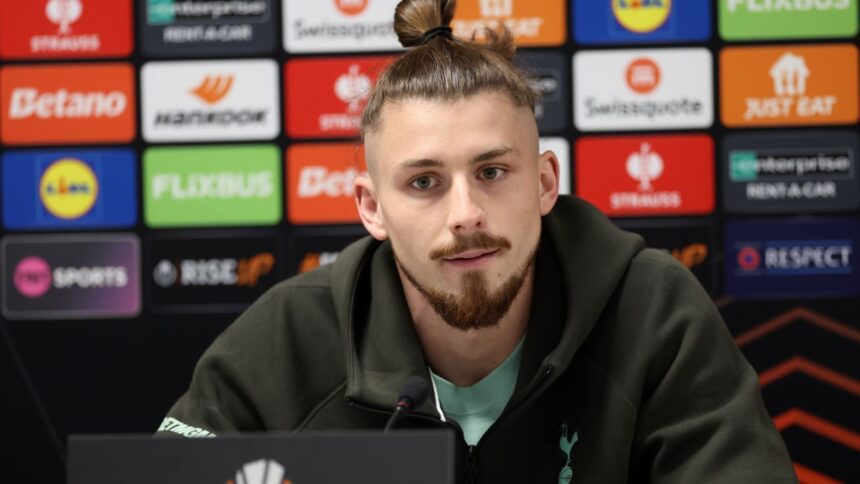 O echipă de top din Serie A își dorește transferul lui Radu Drăgușin: ”E visul patronului” 1 o echipa de top din serie a forteaza transferul lui radu dragusin e visul patronului 676ff07e1e0de