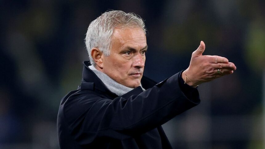 o echipa din premier league si a demis antrenorul si i a facut deja oferta lui jose mourinho 675ec9b3733d1