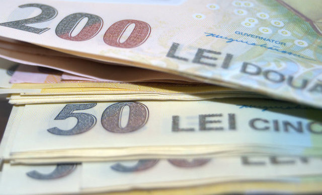 ordonanta trenulet ar trebui sa amane si sa taie cheltuieli de 90 miliarde lei surse 6764fcaea131b