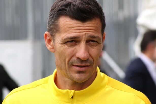 out dupa victoria cu gloria buzau costel galca va incepe 2025 fara unul dintre jucatorii cheie 6767ba07a8fcd
