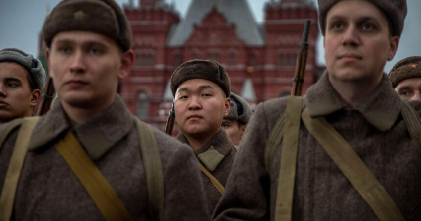 pastreaza doua gloante unul pentru inamic si unul pentru a te impusca cum sunt spalati pe creier militarii nord coreeni din kursk 6767b4364973d