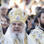 patriarhul daniel iisus hristos fiul cel vesnic s a smerit pe sine ca sa i inalte pe oameni 676bfc5b88355