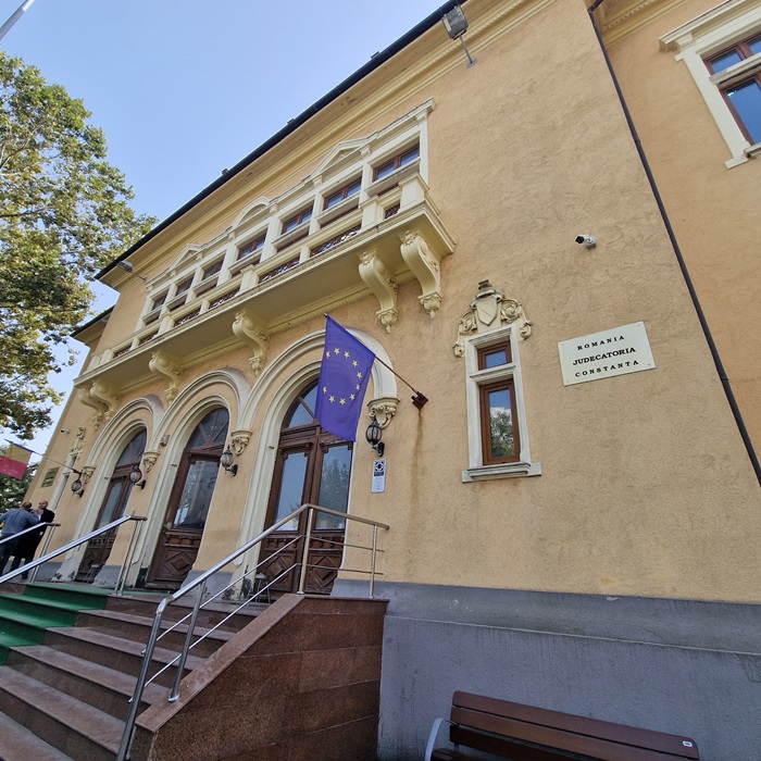 politist de la rutiera lovit cu pumnul in piept si cu piciorul in burta iata prima decizie a judecatoriei constanta 676d1de7229c3