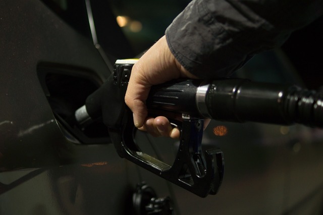 Creșterea prețurilor petrolului în urma acordului UE privind noi sancțiuni care afectează fluxurile de petrol rusești 1 preturile petrolului au crescut deoarece ue a convenit noi sanctiuni care ameninta fluxurile de petrol rusesti 675a893fe3c68