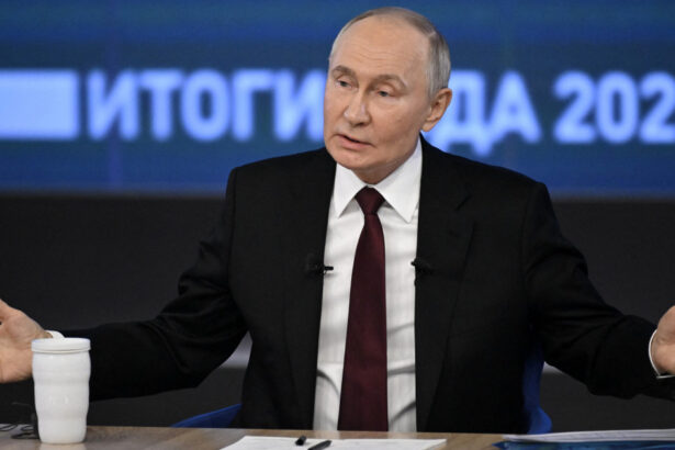 prima reactie a lui putin dupa ce ucrainenii l au asasinat pe generalul kirillov serviciile noastre lasa aceste atacuri sa se produca 67642bd87bdc2
