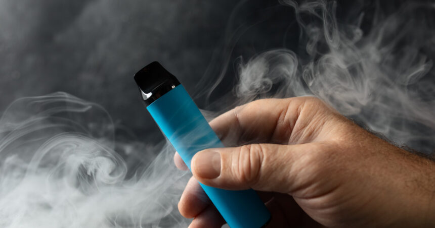 prima tara din ue care interzice vanzarea dispozitivelor de vapat ministrul sanatatii indeamna ue sa schimbe regulile privind fumatul 677265dad1004