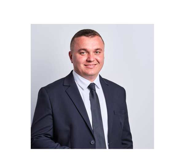 primarul comunei amzacea adrian gobeaja si consiliul local mesaj pentru cetateni cu prilejul zilei nationale a romaniei 674ca6f78a7db